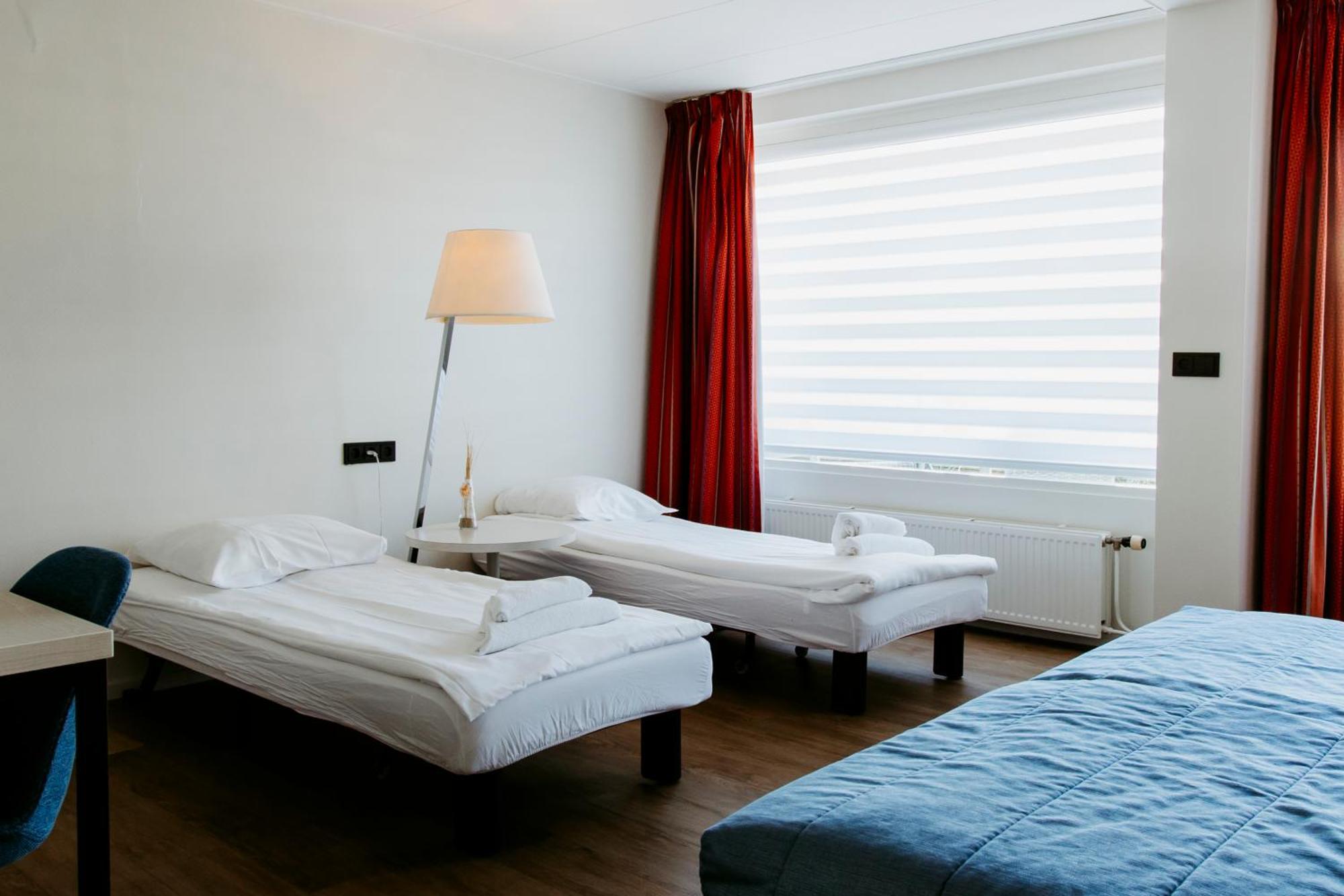 Hotel Victoria Bergen aan Zee Room photo